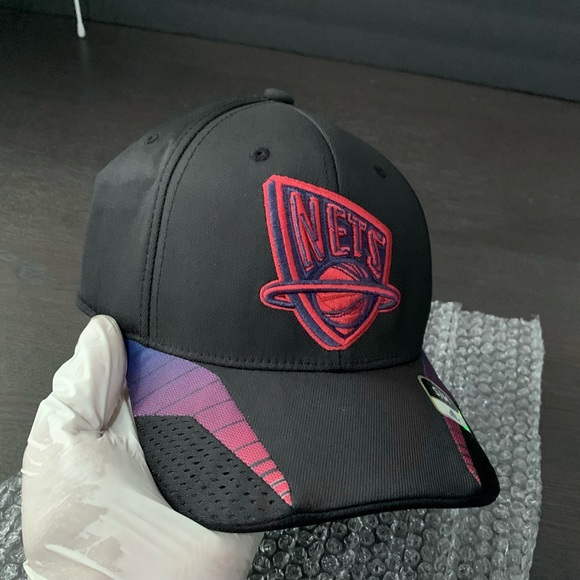 Vintage Adidas NBA Brooklyn Nets Hat Stretch Fit S/M New Blk/Red Cap - Picture 5 of 7